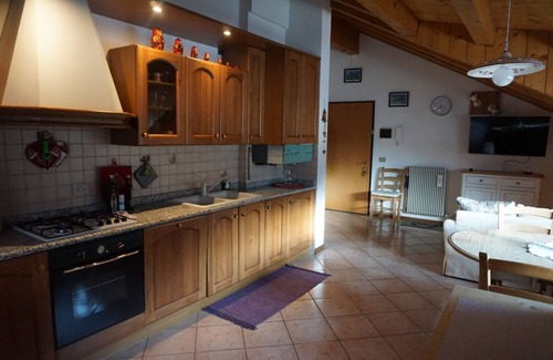 Auronzo di Cadore Apartamento | Apartment 'Casa Pamela' with Mountain View and Balcony