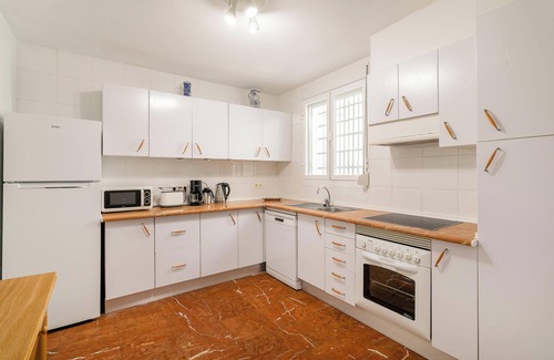 Cala Apartamento | Apartamento Casa Blanca 2 con vistas al mar, barbacoa, aire acondicionado y Wi-Fi