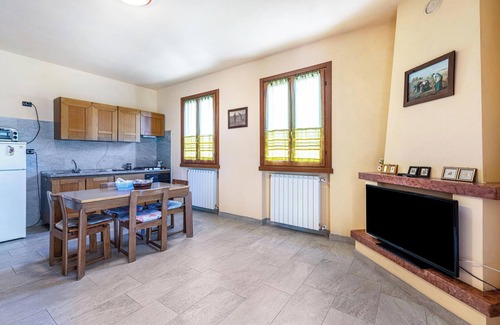 Marone Apartamento | Apartamento 'Casa Caterina' con vistas al lago, jardín y Wi-Fi