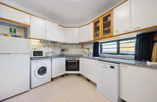 Meia Praia Apartamento | Apartamento 'Casa Daniel T1' con balcón y Wi-Fi