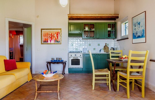 Orbetello Apartamento | Apartamento 'Casa Marino' con vistas al mar, Wi-Fi y aire acondicionado
