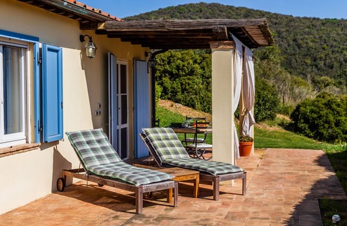 Orbetello Apartamento | Apartamento 'Casa Marino' con vistas al mar, Wi-Fi y aire acondicionado