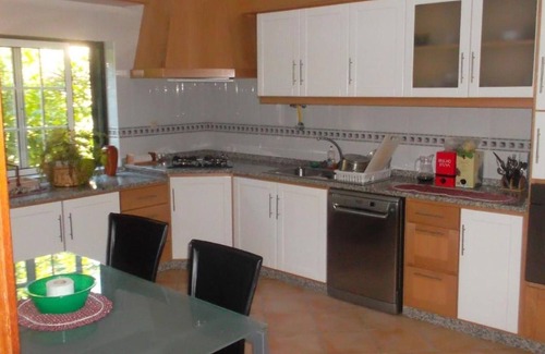 Sao Pedro do Sul Villa | Apartamento 'Casa Pinho' con vistas a la montaña, terraza privada y Wi-Fi