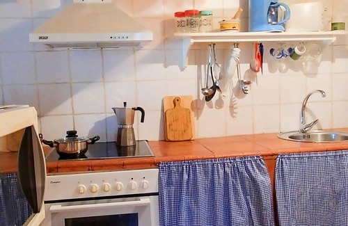 Nogueras Casa | Apartamento 'Casa Rural La Tia Flora' con vistas a la montaña y Wi-Fi