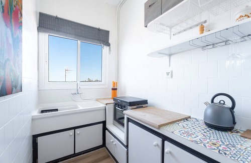 Playa de Almarda Casa | Apartamento 'casAcamer Sur' con vistas al mar, terraza privada y jardín compartido