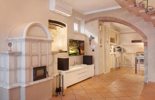 Torri del Benaco Apartamento | Apartment Casetta Alla Pozza in Torri Del Benaco
