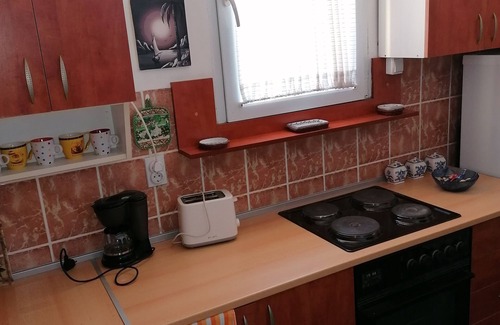 Krusevac Casa | Apartment Center está ubicado en el centro de la ciudad, en una calle muy tranquila.