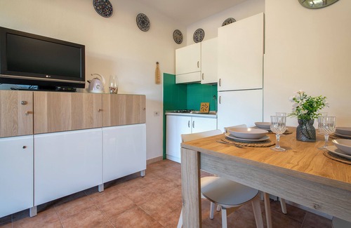 Badesi Apartamento | Apartamento 'Cerri' con vistas al mar y terraza privada