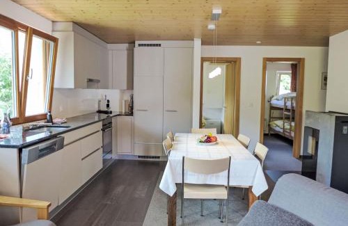 Buerchen Apartamento | Apartment Chalet Gredetsch 6B by Interhome