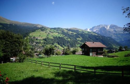Lenk Apartamento | Apartment Chalet Maru by Interhome