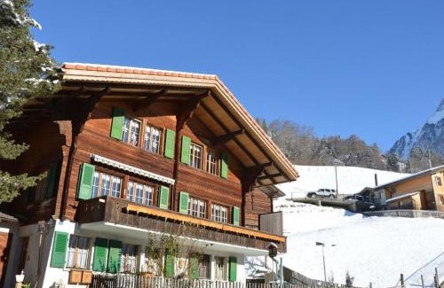 Kiental Apartamento | Apartment Chalet Zimmermann by Interhome