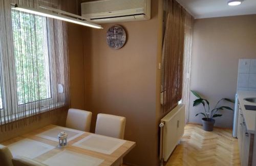 Zrenjanin Apartamento | Apartment Cherry