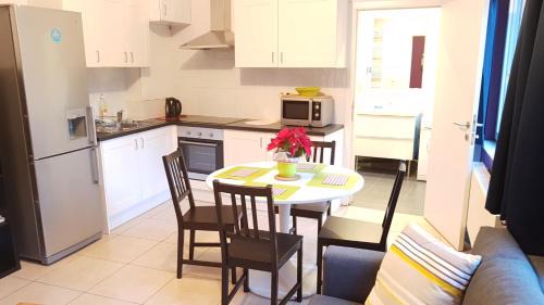 Ilot Sacre Apartamento | Apartment Chez Esmara et Philippe