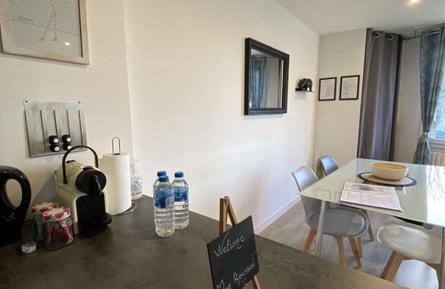 Cholet Apartamento | Apartment Cholet les Halles garden side