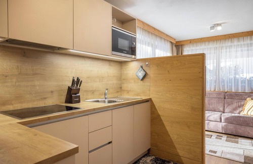 Mareo Apartamento | Apartamento 'Ciasa Rungg App Pares' con vistas a la montaña, jardín y Wi-Fi