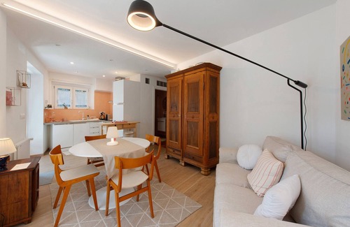 Verres Apartamento | Apartamento 'Clelia' con vistas a la montaña, balcón y Wi-Fi