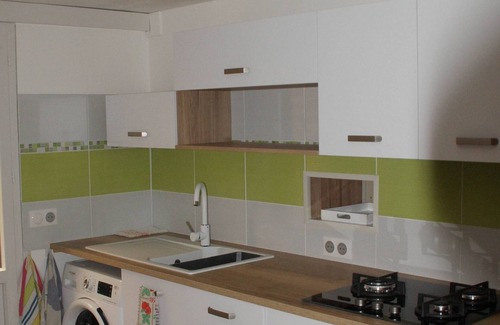 Royan Apartamento | Apartment in house close to all amenities