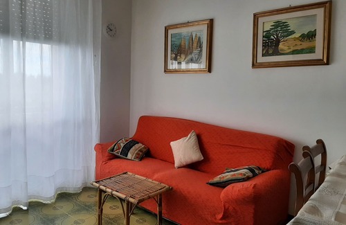 Marcelli Apartamento | Apartamento con piscinas y parque a tiro de piedra del mar.