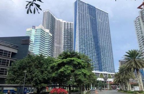 San Antonio Apartamento | Apartment Condo in Air Residences Makati wifi Netflix Disney, pool & mall