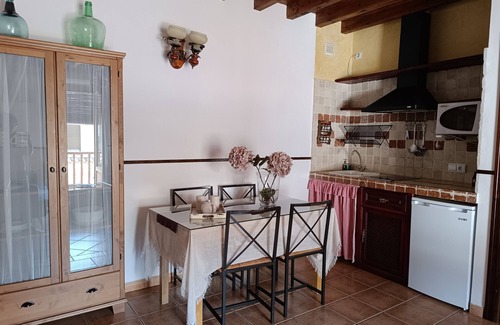 Consuegra Apartamento | Apartamento 'Corredor' con terraza compartida, Wi-Fi y aire acondicionado