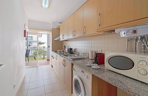 Conceicao e Cabanas de Tavira Apartamento | Apartamento 'Costa Cabanas 68' con piscina compartida, Wi-Fi y aire acondicionado