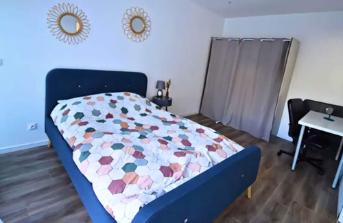 Amblainville Apartamento | Apartment 'Cosy Appartement Boheme' with Shared Terrace, Shared Garden and Wi-Fi