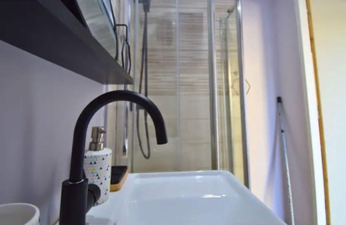 Amblainville Apartamento | Apartment 'Cosy Appartement Boheme' with Shared Terrace, Shared Garden and Wi-Fi
