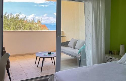 Klenovica Apartamento | Apartment Cvit 2 by Interhome