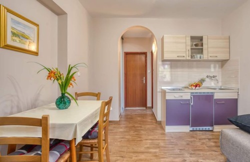 Spadici Apartamento | Apartamento Daria by Interhome
