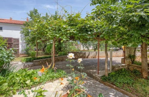Spadici Apartamento | Apartamento Daria by Interhome