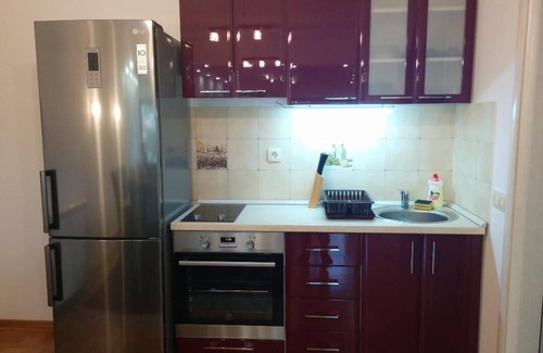 Zlatibor Apartamento | Lujoso apartamento de 2 dormitorios con una espaciosa sala de estar de planta abierta cerca del centro