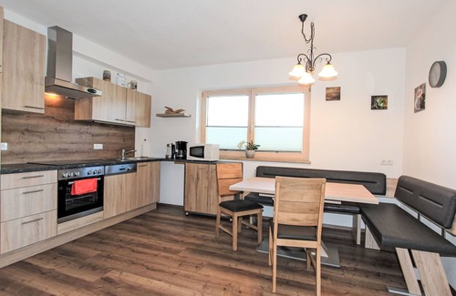 Hippach Apartamento | Apartamento Dengg by Interhome