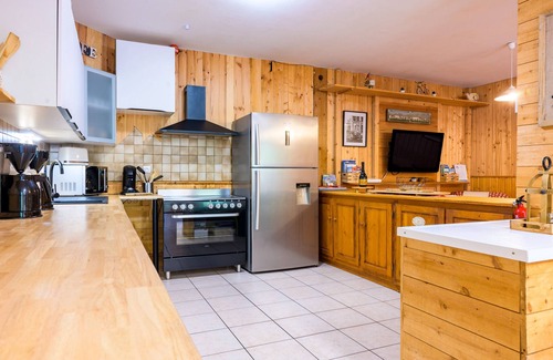 La Bresse Apartamento | Apartamento 'Des Sapins' con vistas a la montaña, terraza privada y Wi-Fi