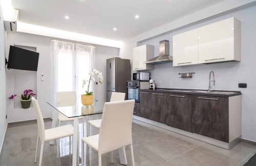 Chianchitta-Pallio Apartamento | Apartamento "Dharma" con vistas a la montaña, terraza y Wi-Fi