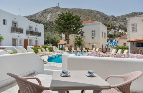 Kalymnos Town Apartamento | Apartamento 'Double Room No 5' con vistas a la montaña, Wi-Fi y aire acondicionado