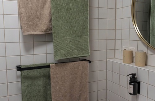 Laubegast Apartamento | Apartment Dresden - close to the Elbe - well connected - WiFi - TV - free parking