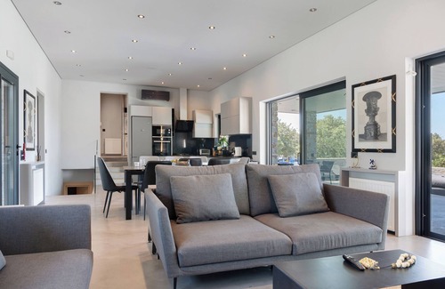 Ellinika Villa | Apartamento 'Drys Il' con vistas al mar, Wi-Fi y aire acondicionado