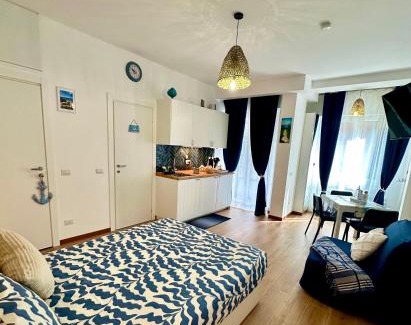 Certosa Casa | Apartment Due Mari Milano ZONA PORTELLO-FIERA FREE WI-FI