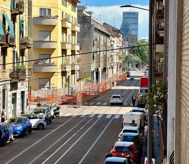 Certosa Casa | Apartment Due Mari Milano ZONA PORTELLO-FIERA FREE WI-FI