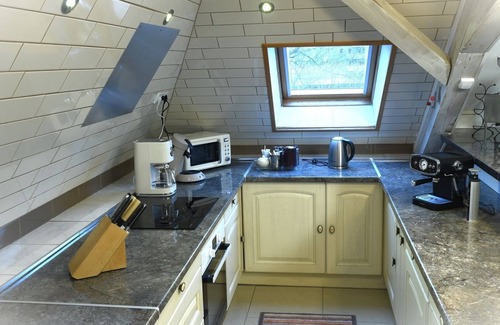 Mulhouse Apartamento | Apartamento 'Duplex Cosy' con jardín privado, Wi-Fi y aire acondicionado