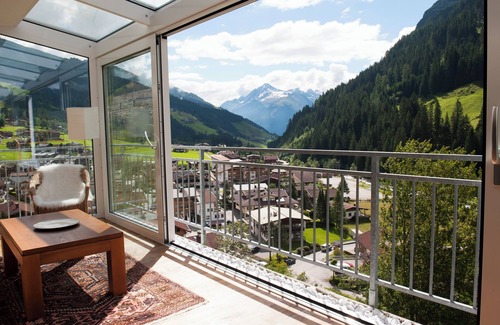 Vorderlanersbach Apartamento | Apartment Eggerfeld with winter garden, ski-in ski-out