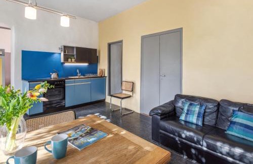 Muralto Apartamento | Apartment Egner- Apt-Steintisch by Interhome