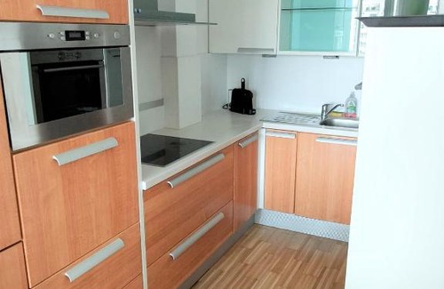 Donaustadt Apartamento | Apartment Elena inklusive Garagenplatz