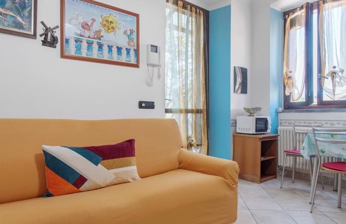Luino Apartamento | Apartamento 'Elisa' con jardín privado