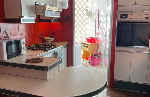 El Roc de Sant Gaieta Apartamento | Apartamento 'En Primera Línea De Mar' con vistas al mar, piscina compartida y Wi-Fi