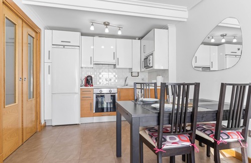 Santona Apartamento | "Apartamento en Santoña" cerca de la playa con Wi-Fi