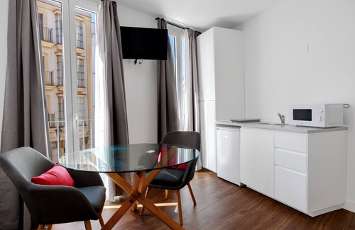 Jerez de la Frontera Old Town Apartamento | Apartamento 'Casa Milano 1' con balcón, Wi-Fi y aire acondicionado