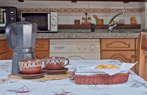 Portilla de la Reina Apartamento | Apartamento 'Nido De Águila' con vistas a la montaña y Wi-Fi