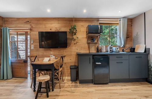 Toulon Apartamento | Apartamento 'Essencia' con Wi-Fi y aire acondicionado