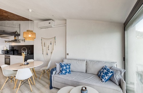 Aiguablava Apartamento | Apartamento 'Exclusivo Loft En Cap Sa Sal' con vistas al mar, Wi-Fi y aire acondicionado